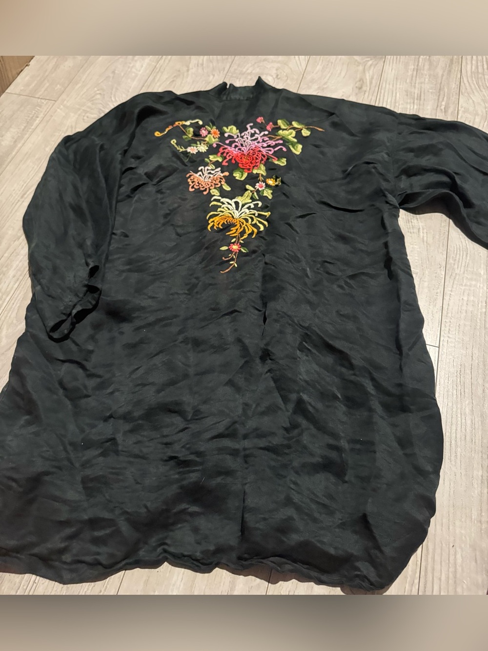Golden Dragon Hand Embroidered Open-Front Black 100% Silk Kimono Blazer